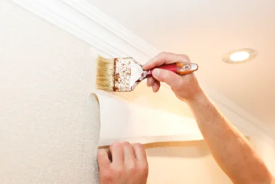Pose de papier peint au Rialet — revêtements muraux et toiles de verre